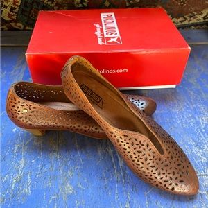 Pikolonos Elba pumps